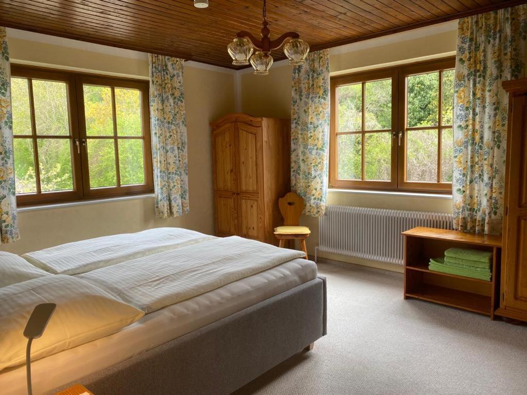 Appartement Haus Lindenhofer à Emmersdorf an der Donau Chambre photo