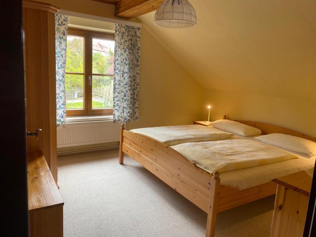 Appartement Haus Lindenhofer à Emmersdorf an der Donau Chambre photo